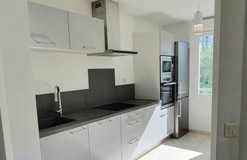 Brive-la-Gaillarde Apartment | Superb T3 with swimming pool on the heights of Brive