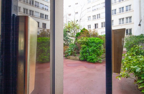 Porte-Dauphine Apartment | Superb T4 bright & calm. Free weekly cleaning & parking !nClose to Eiffel Tower.