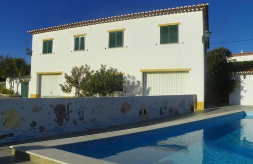 Aljezur House | Superb Vacation Villa close to the sea.