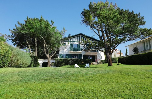 La Teste-de-Buch Villa | Superb Villa Gaume, by the sea, charming property, exceptional surroundings