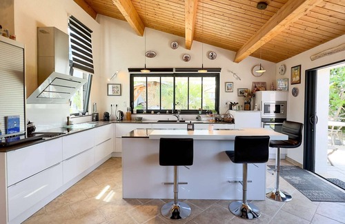 Loix House | Superb villa in the heart of the village of Loix