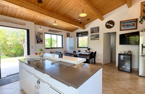Loix House | Superb villa in the heart of the village of Loix