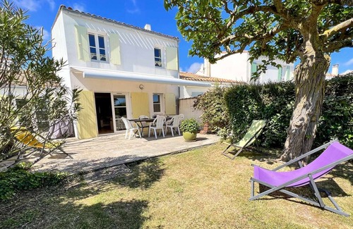 La Flotte House | Superb villa with sea view with private parking