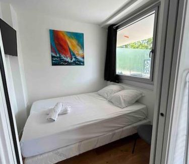 Quartier Atlantis Apartment | Superbe appartement, terrasse, accès direct RER