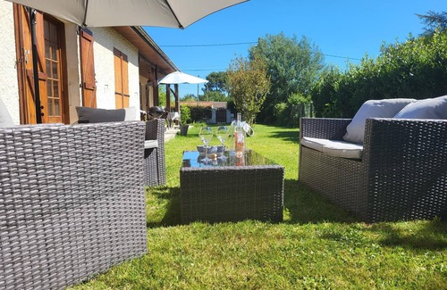 Ludon-Medoc Apartment | Superbe Logement Proche de Bordeaux, Route des Châteaux