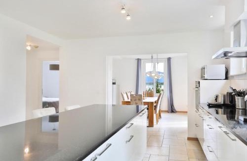 Versoix Apartment | Superbe maison avec vue imprenable sur le lac