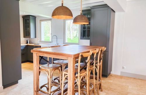 Canapville House | Superbe Maison Proche Deauville, 13 à 15 Personnes, Grand Terrain, Wifi