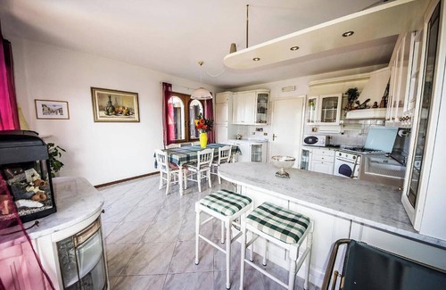Costermano Apartment | Superior apartment Villa Olivi with terrace