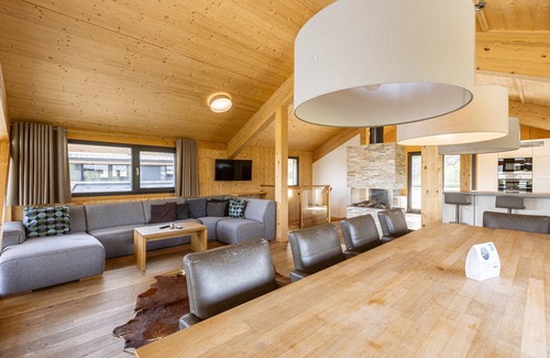 Pichl-Preunegg Ski Chalet | Superior Chalet # 05 with sauna & bathtub inside