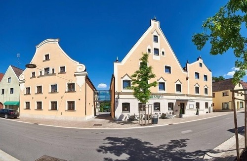 Neustadt an der Donau Apartment | Superior room Hindenburg (30sqm) for up to 4 people