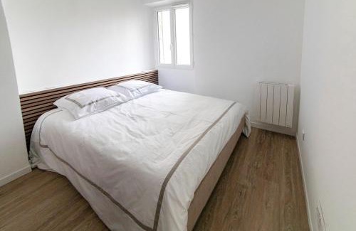 Notre-Dame du Mont Apartment | Suprenant T2 entièrement refait avec gout