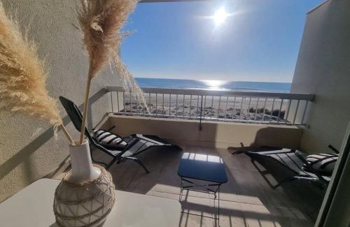Marseillan Plage Apartment | Sur la plage avec vue plongeante sur la mer