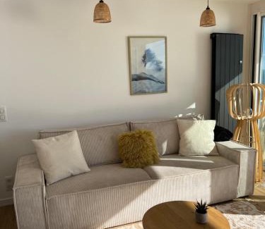 Valras-Plage Apartment | Sur le sable, face à la mer La Petite Tour