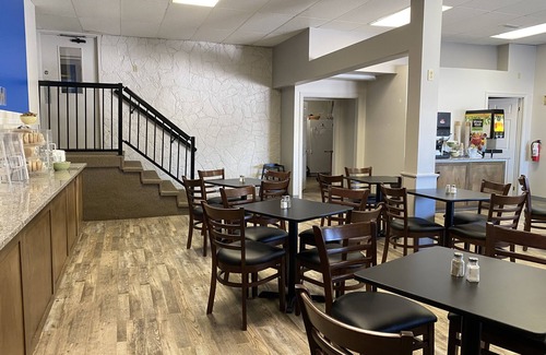 Brockville Hotel | SureStay by Best Western Brockville