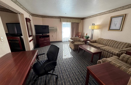 Sunnyvale Hotel | SureStay by Best Western Sunnyvale Silicon Valley