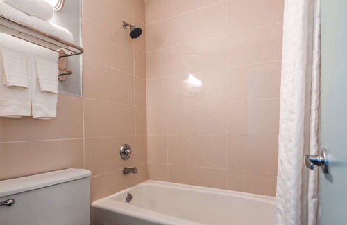 Southside Hotel | SureStay Hotel by Best Western Jacksonville South