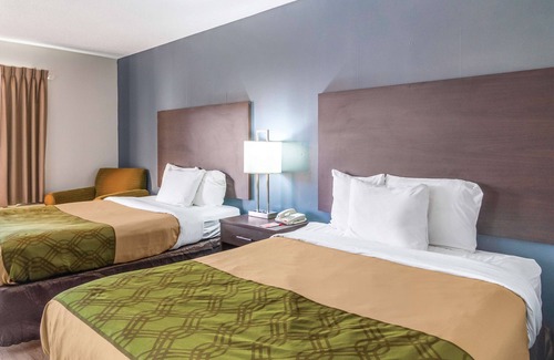 Brunswick Hotel | SureStay Hotel by Best Western Brunswick