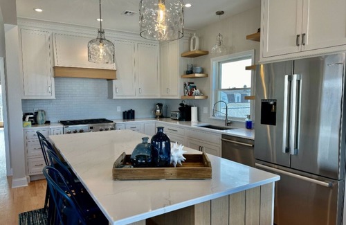 Surf City House | Surf City Beautiful New Construction 5 bedrooms + Elevator, Walkable