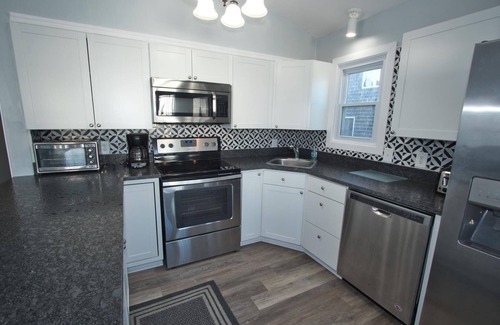 Surf City House | Surf City Home w/wrap around deck (1 house from beach), 30min Atlantic City