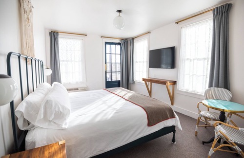 Buena Vista Hotel | Surf Hotel & Chateau