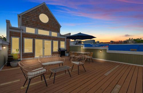 Saint Joseph House | Surf Loft