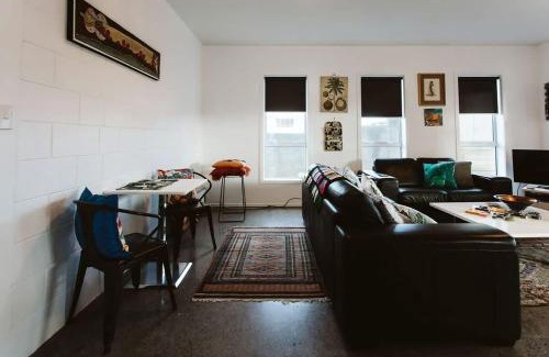 Rewa Villa | Surf's Up - pet-friendly Fitzroy lifestyle home