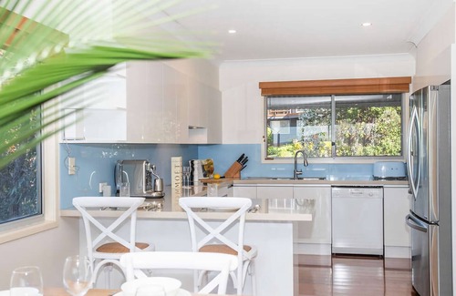 Narrawallee House | Surfers Beach House - Experience contemporary coastal living with breathtaking ocean views