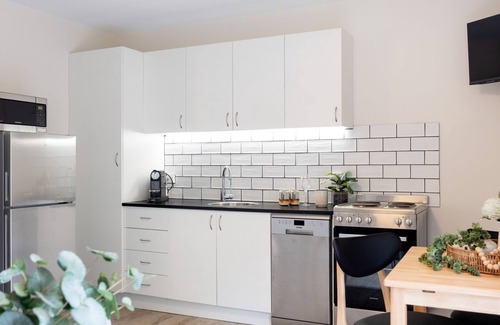 Mollymook Beach Apartment | Surfrider 3 - The ultimate location on the waters edge of Mollymook Beach