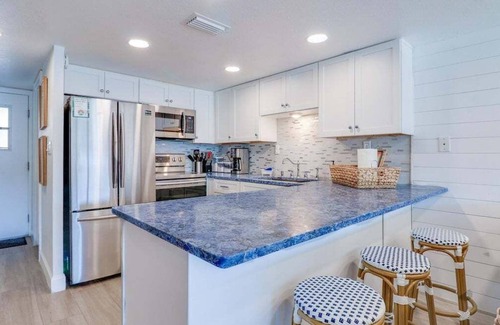 New Smyrna Beach Condo | Surfside Serenity - Beachfront w/Pool & Ocean View