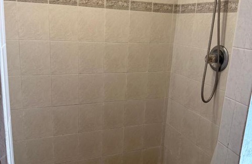 Van Valzah House | Surfside Shangri La
