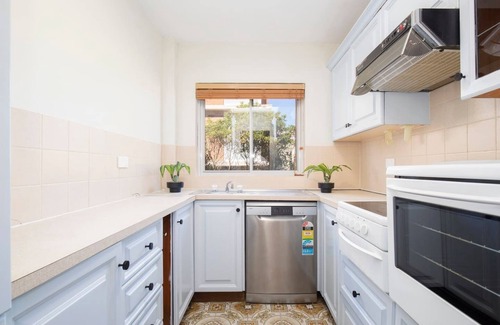 Merewether Apartment | Surfside Simple Comforts by Merewether Beach
