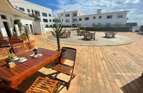 Cape Saint Vincent Apartment | Surfside Sunny Seaview Apartment with Balcony