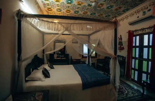 Hindaun Hotel | Suroth Mahal a Jaipur Riyasat