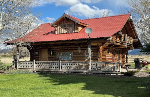 Bozeman Cabin | Susie's Place | 1 Bed, 1 Bath