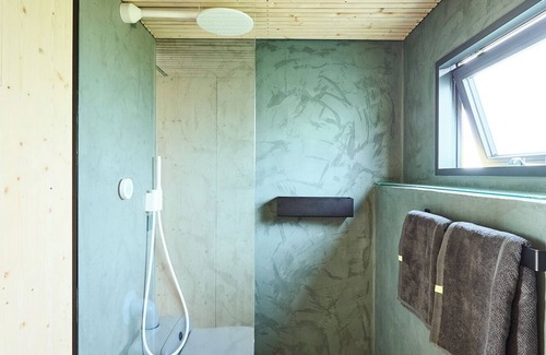 Wangerland House | Sustainable & climate-neutral accommodation in the Green Tiny House Pioneer with sea view