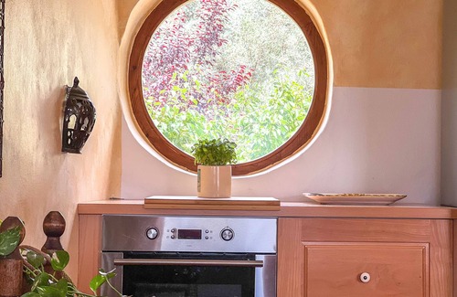 Orgiva House | Sustainable Country House High Level Peace Relax, wide Views Salt-Pool Cild-Safe