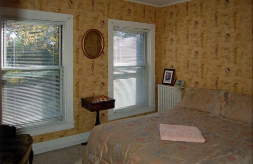 Manchester Center House | Sutton's Place