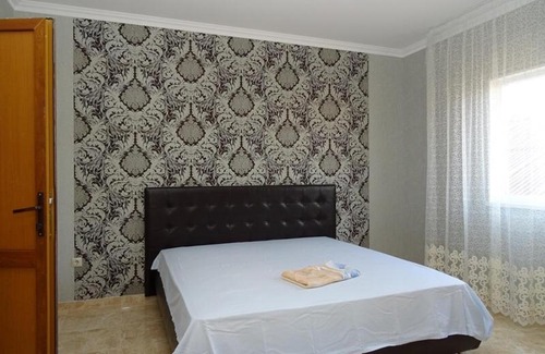 Vesyoloe House | Svetlana Guest House