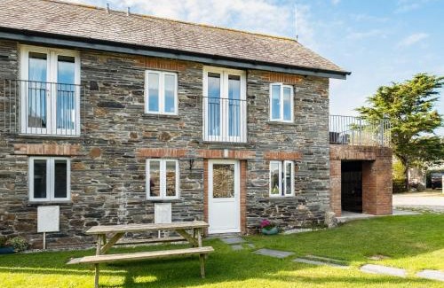 Port Isaac House | Swallow Cottage, Trewetha Farm