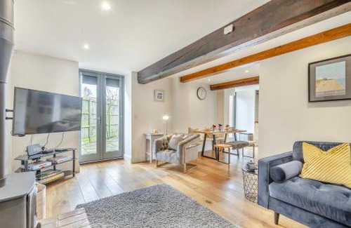 Little Snoring House | Swallows Barn