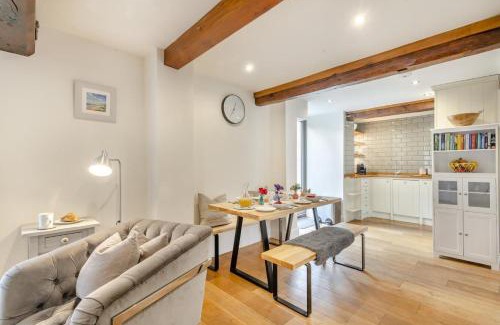 Little Snoring House | Swallows Barn