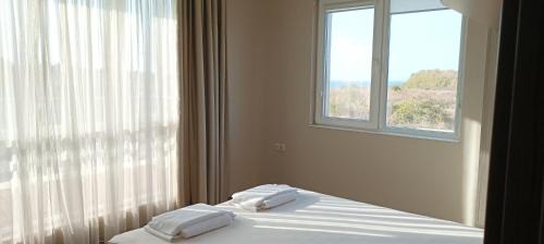 Chernomorets Apartment | Swan Bay complex