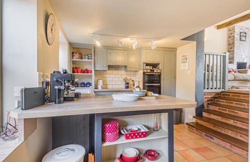 Wangford House | Swan House
