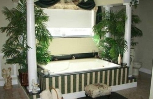 Marshfield Bed & Breakfast | Swan Song Inn