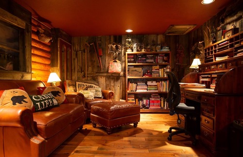 Irwin House | Swan Valley, ID Entire Adventure Lodge