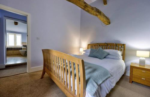 Fourstones Near Bentham House | Swans Farm