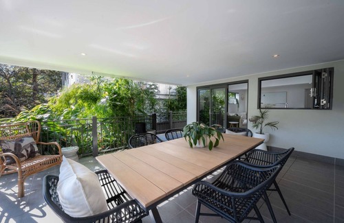 Terrigal Apartment | "Sweeping Experience" – Private Gym & Close to Beach