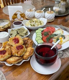 Almaty House | Sweet Apple Garden