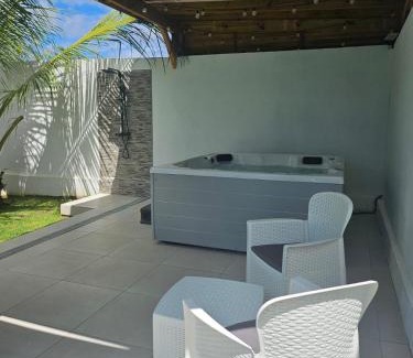 Saint-Pierre Apartment | Sweet Colibri