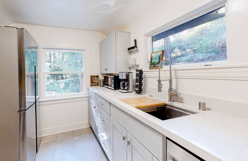 Mill Valley Cottage | Sweet cottage in the woods with fireplace & patio - steps to town & trails